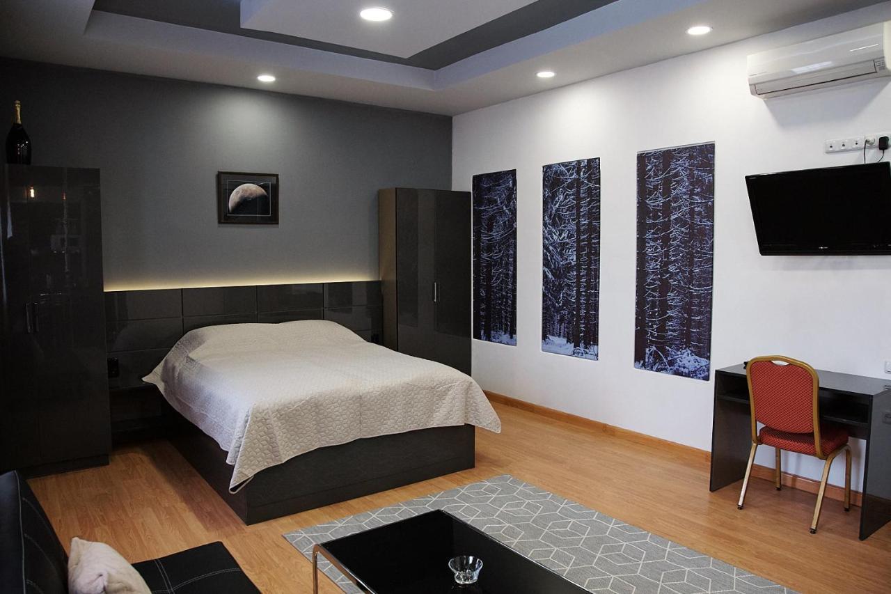 Nava Hotel 예레반 외부 사진