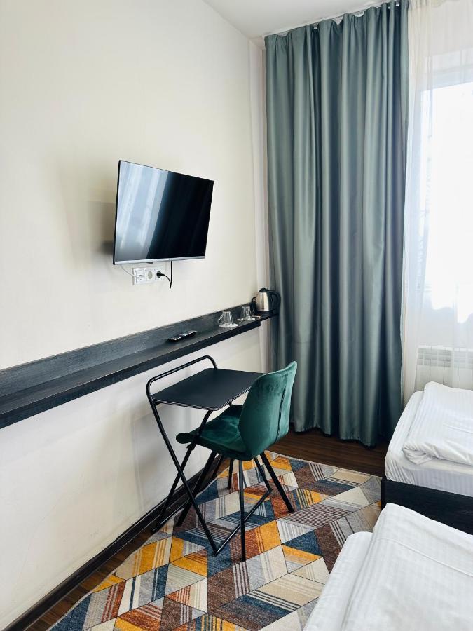 Nava Hotel 예레반 외부 사진