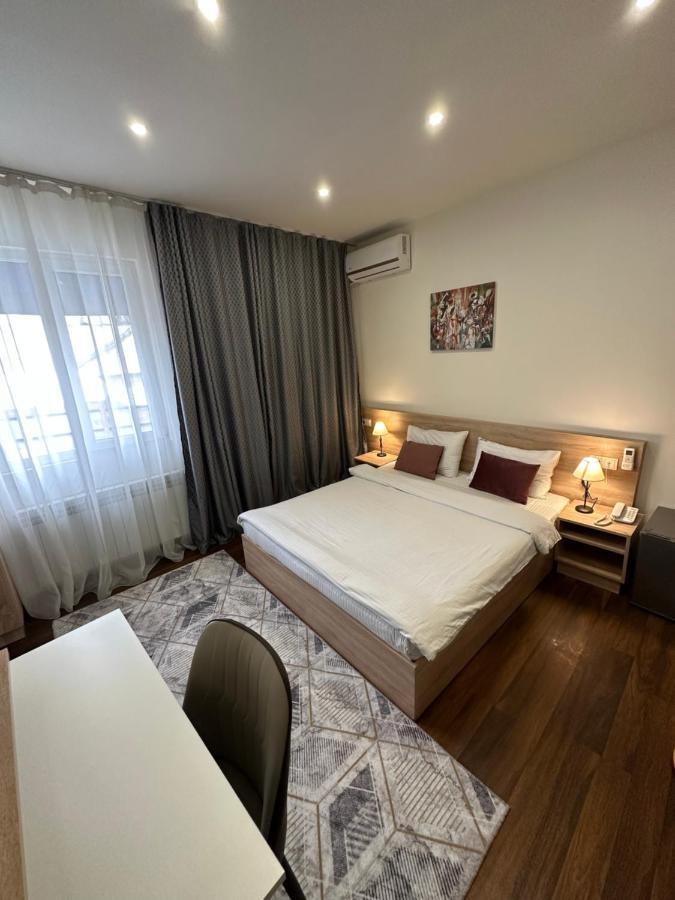 Nava Hotel 예레반 외부 사진