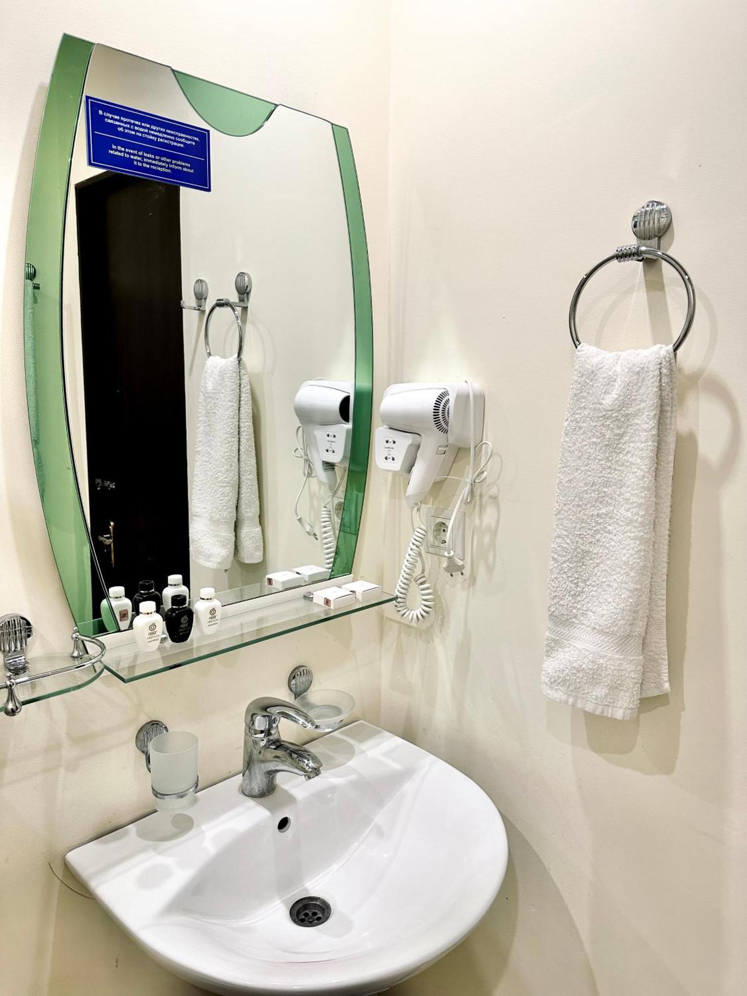 Nava Hotel 예레반 객실 사진