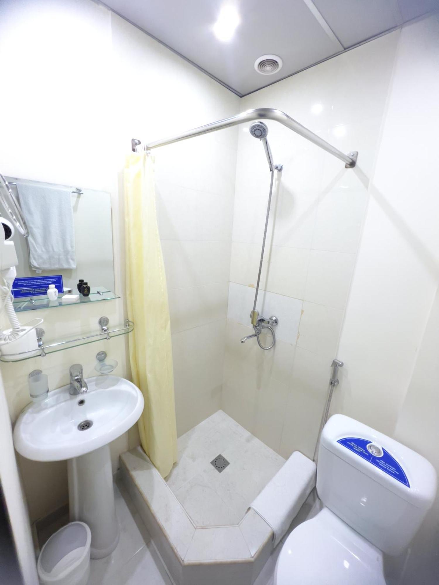 Nava Hotel 예레반 객실 사진