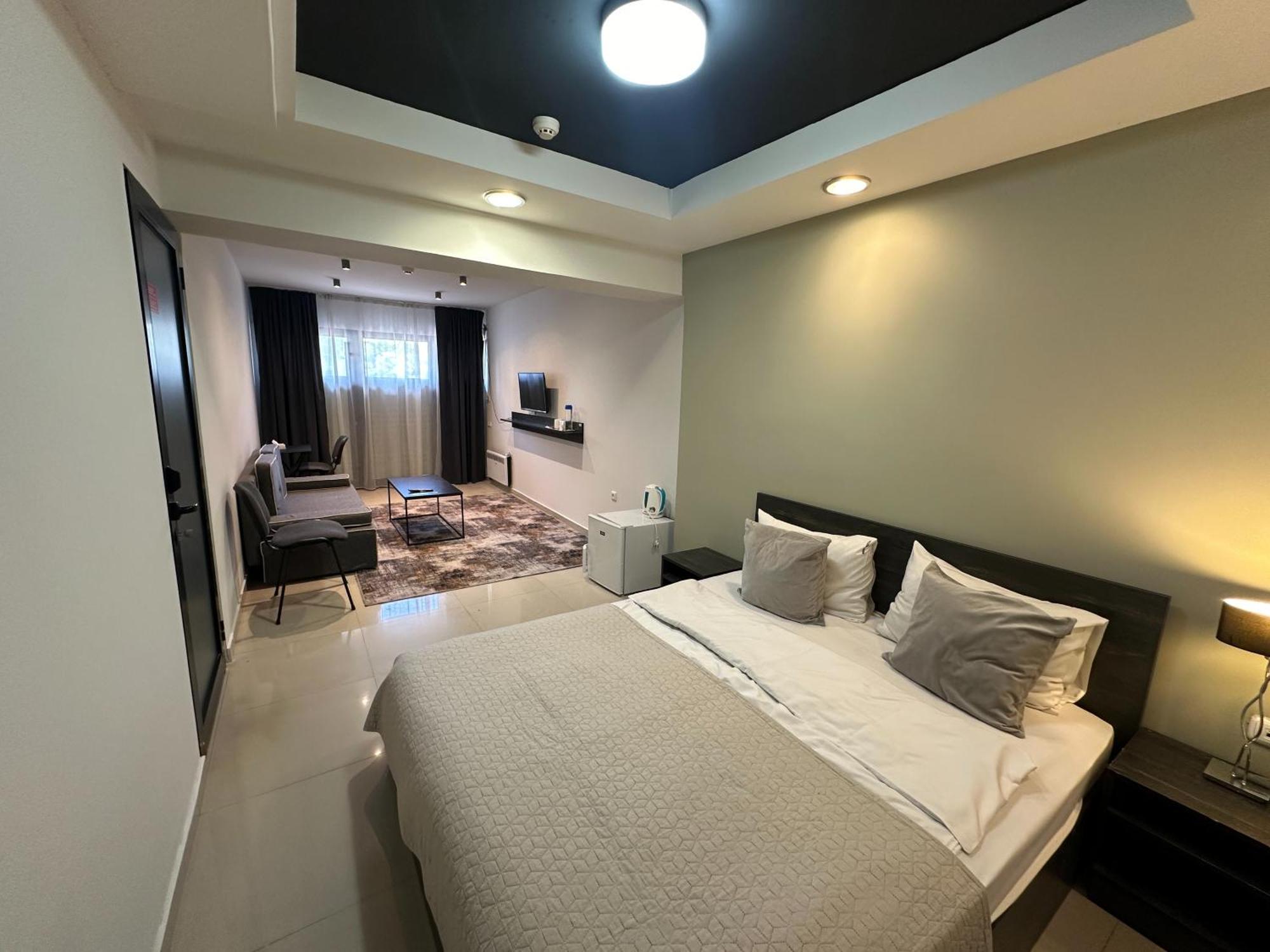 Nava Hotel 예레반 외부 사진
