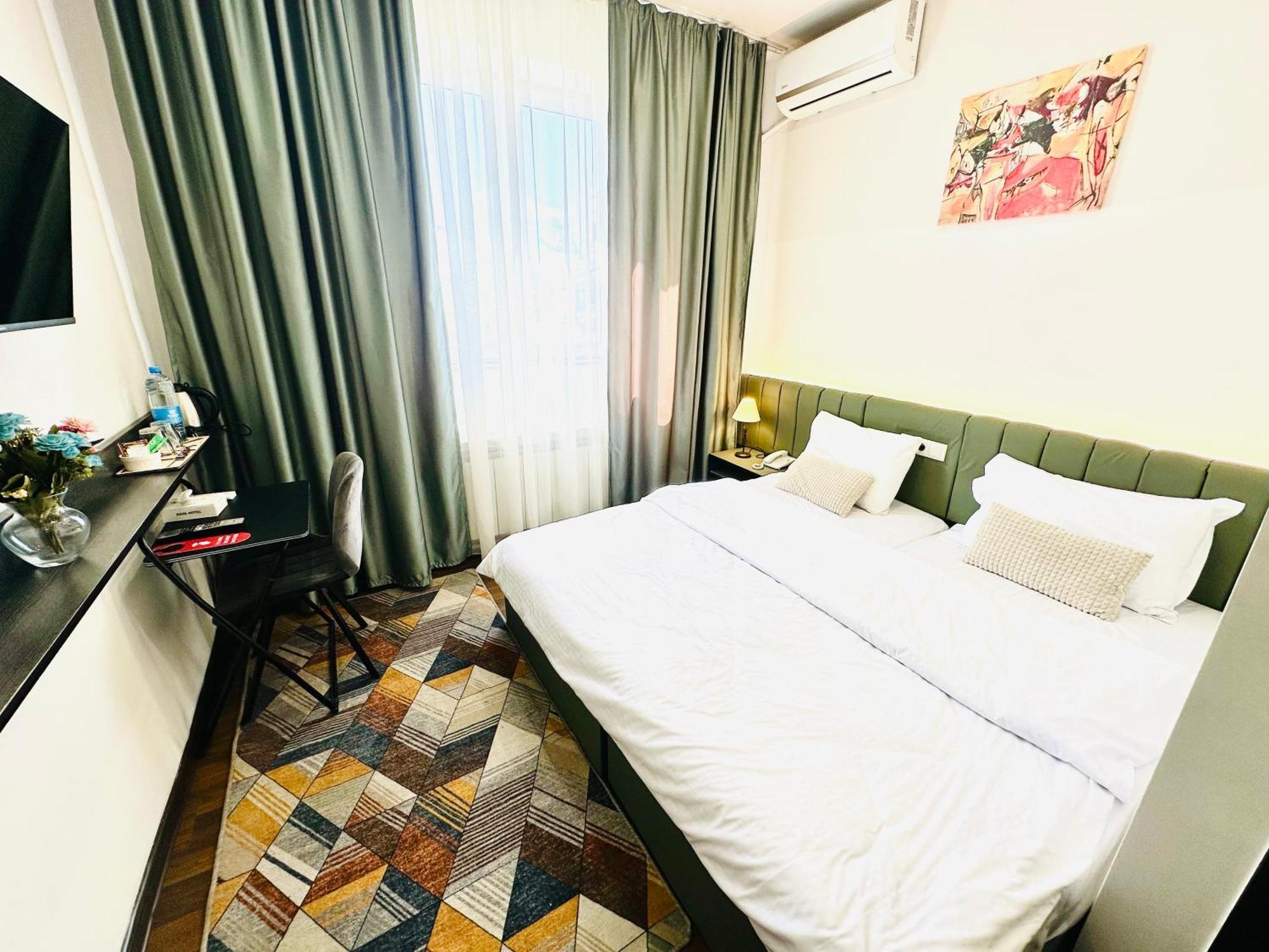 Nava Hotel 예레반 외부 사진