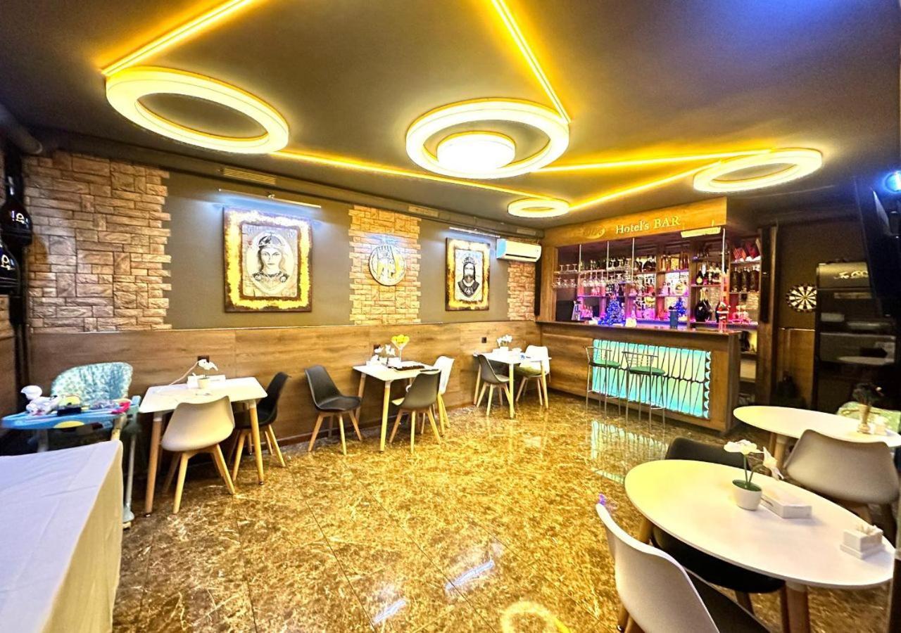 Nava Hotel 예레반 외부 사진